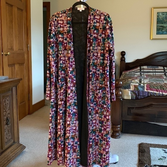 LuLaRoe Tops - LULAROE Sarah Long Open Front Cardigan with Pockets Size Large NWOT